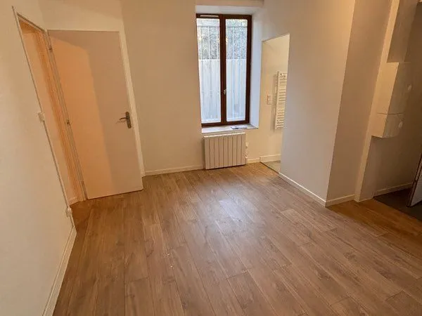 À louer - T2 entièrement rénové - Quartier Saint-Alyre, Clermont-Ferrand
