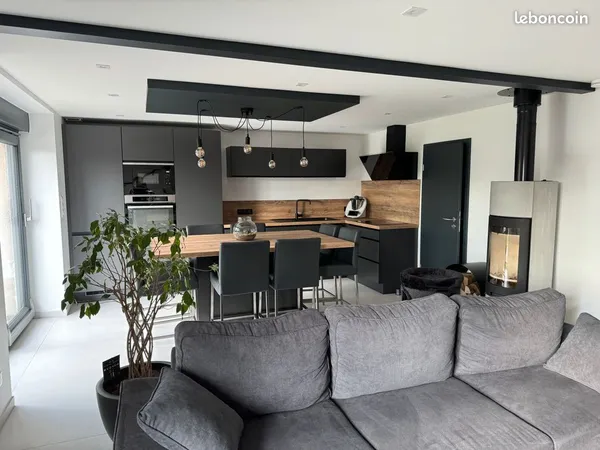Appartement 4 pièces de 97 m² avec jardin et terrasse