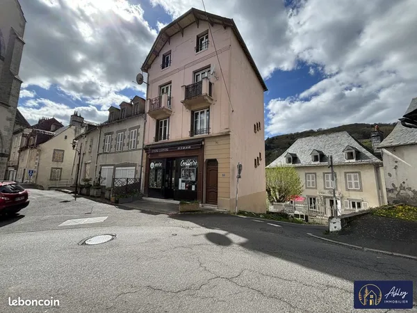 Immeuble 140 m²