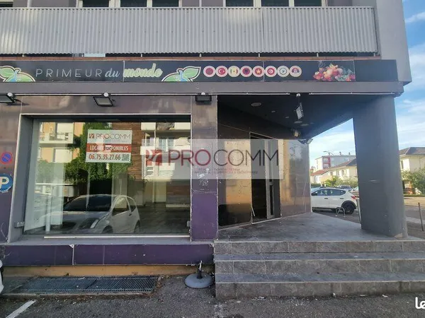 Local commercial 125 m²