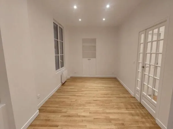 Studio 1 pièce 27 m²