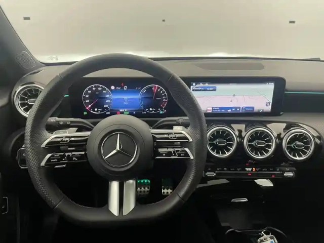 Mercedes Classe A 250 e hybrid eq 8g-dct — photo 22