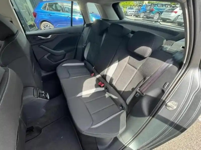 Skoda Kamiq 1.0 tsi evo 2 95ch selection — photo 8