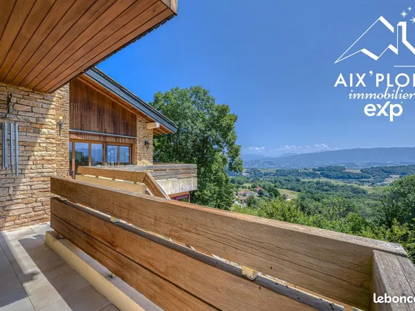 Maison 6 pièces 270 m²