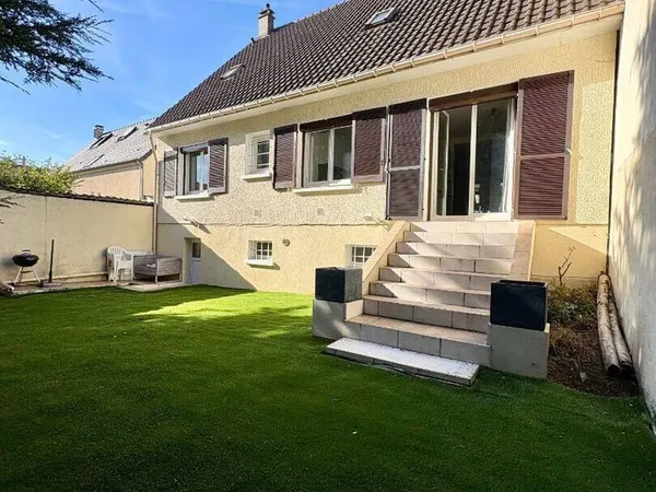 Maison 6 pièces 160 m²
