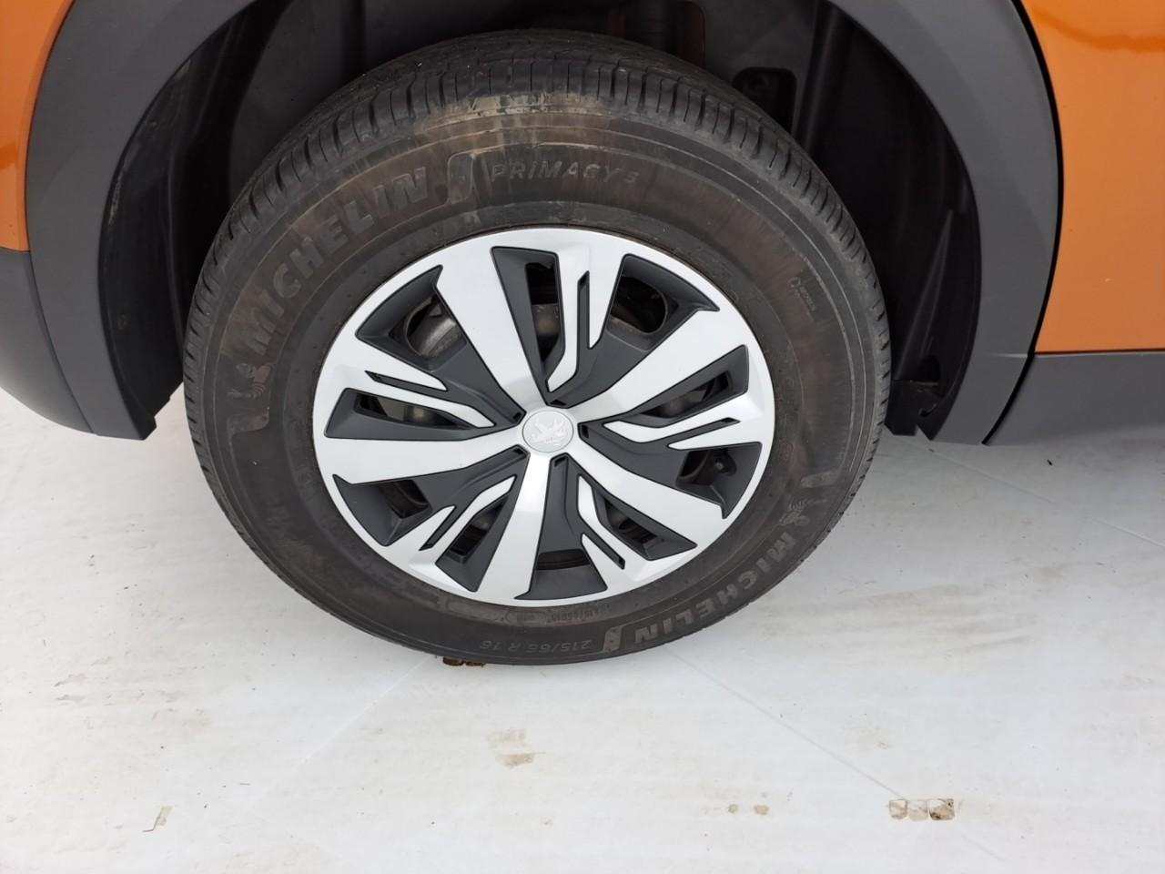 Peugeot 2008 puretech 100 s&s bvm6 active pack — photo 19