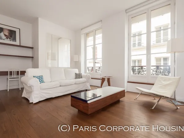 Verneuil - Rue du Bac, duplex de 5 pièces meublé de standing