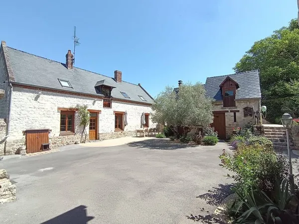 Maison 5 pièces 140 m²