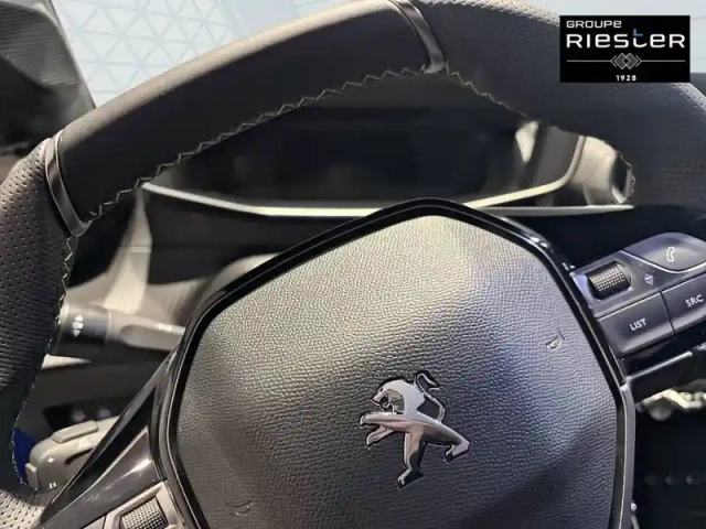 Peugeot 208 electrique 50 kwh 136ch — photo 50