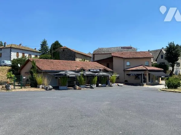 Fonds de commerce 2 pièces 373 m²