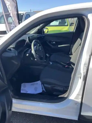 Peugeot 2008 100 s&amp;s bvm6 — photo 25