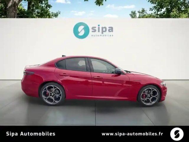 Alfa Romeo Giulia 2.2 210 ch at8 q4 — photo 6