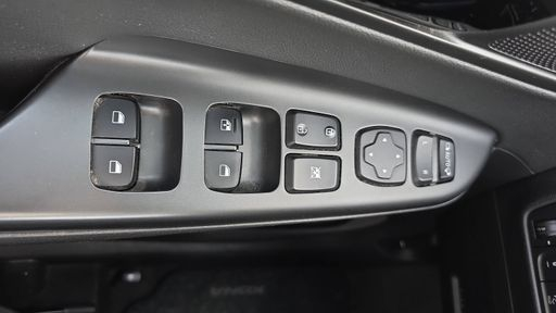 Hyundai Kona 1.6 GDi 141 Hybrid DCT6 - Edition 1 – 2019 – 83053 km – Hybride essence – Boîte Automatique — photo 16