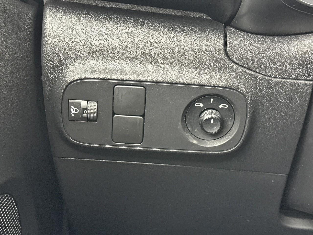 Citroën C3 puretech 83 ch bvm5 plus — photo 16
