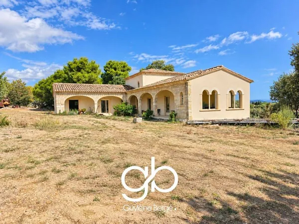 Maison 3 pièces 122 m²
