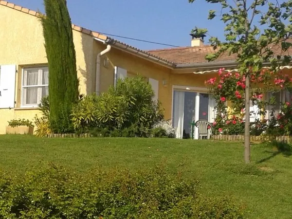Maison plain-pied 120 m², sous-sol, garage, terrain 1000 m ²