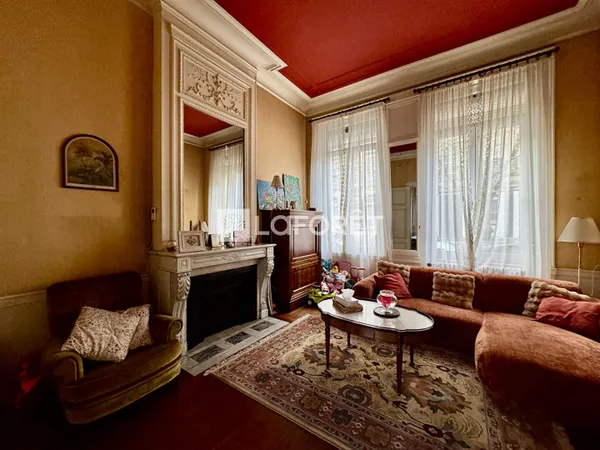 Maison 6 pièces 162 m²