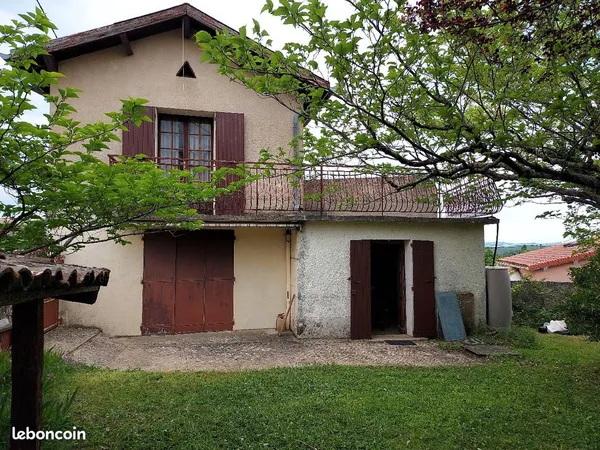 Maison en bordure de village entre Tournon-sur-Rhône et lamastre