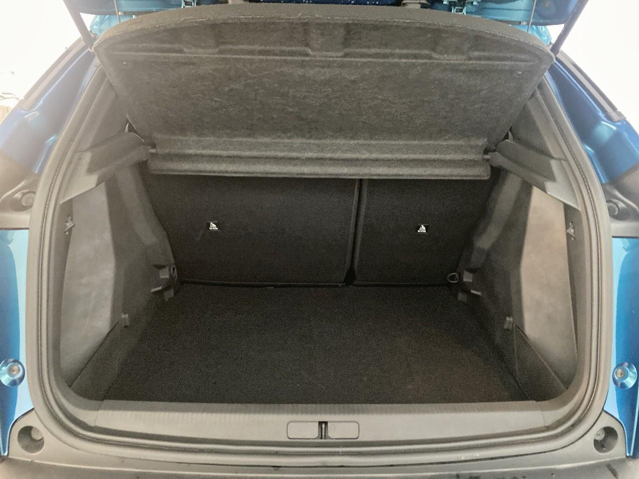 Peugeot 2008 hybrid 145 ch e-dcs6 allure — photo 6