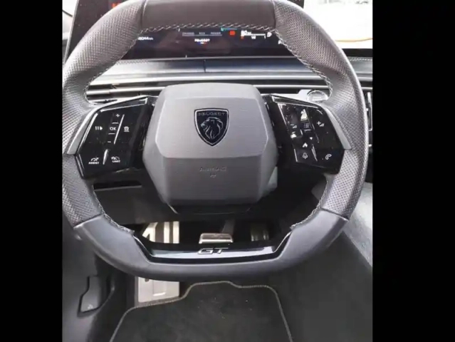 Peugeot 3008 hybrid 136 e-dcs6 gt 5p — photo 44