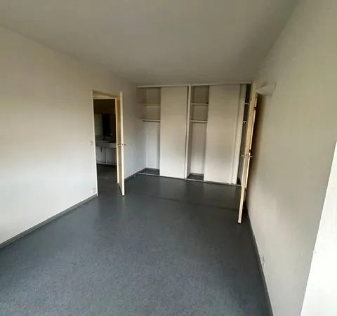 T2 55m2 / garants obligatoires