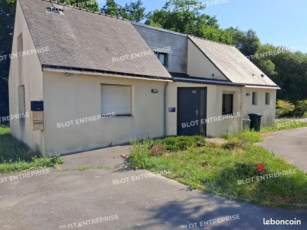 Bureaux 137 m²