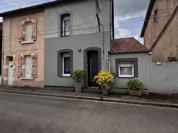 Maison Mitoyenne d'un côté