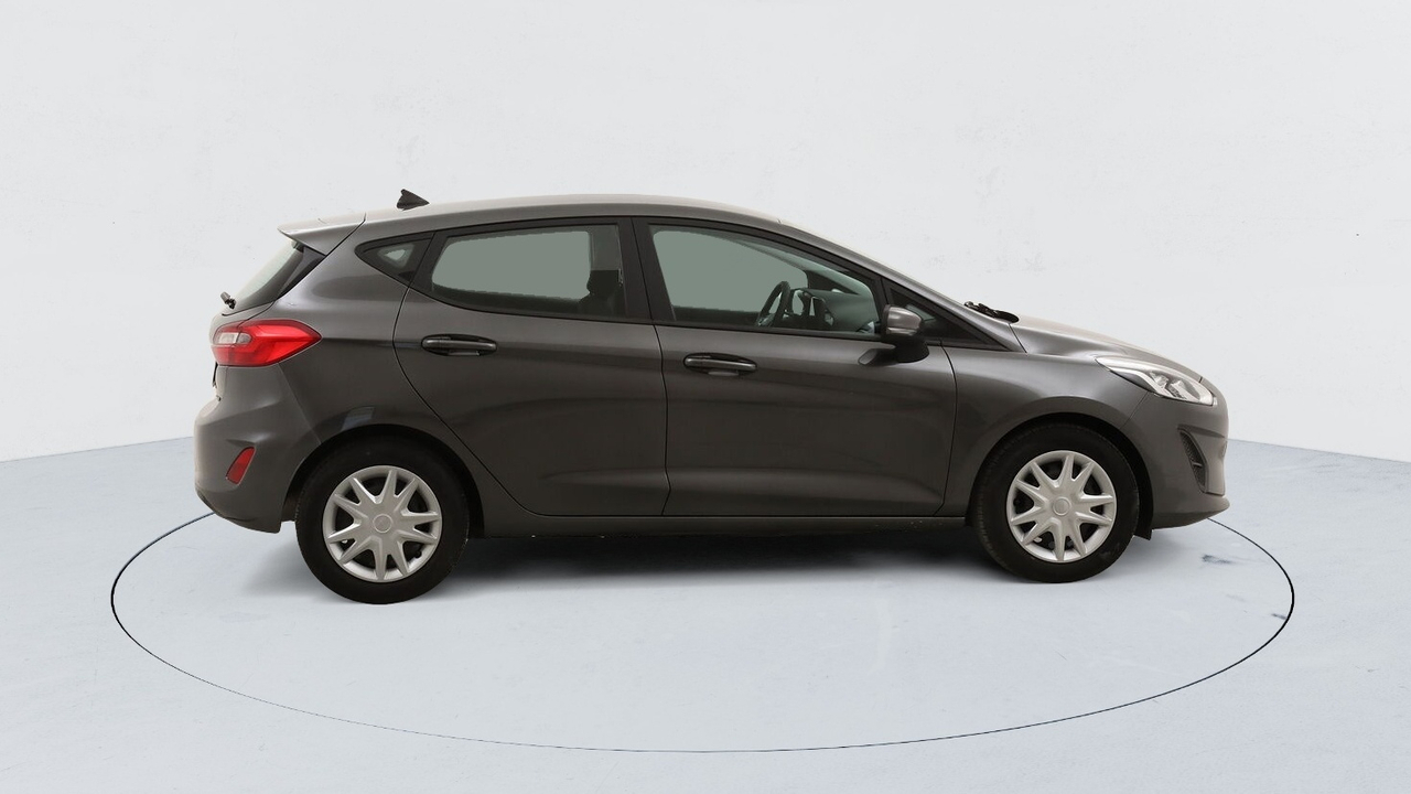 Ford Fiesta — photo 6