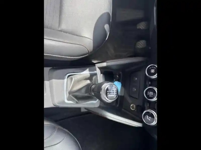 Dacia Duster 1.5 blue dci 115ch prestige 4x2 — photo 9