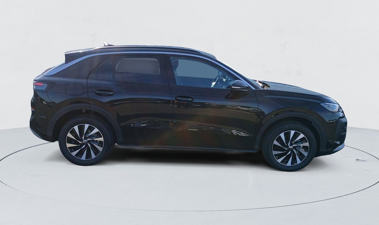 Volkswagen T-Roc — photo 6