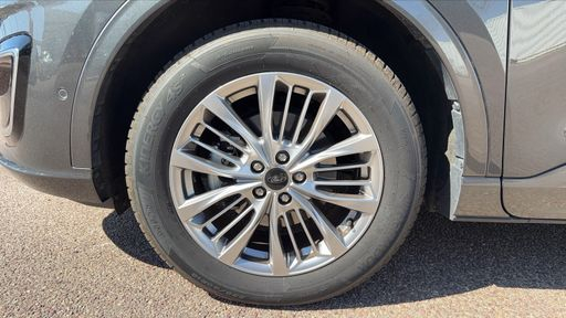 Ford Kuga 2.5 Duratec 190 Flexifuel Hybrid CVT - Vignale – 2023 – 29497 km – Autre – Boîte Automatique — photo 28