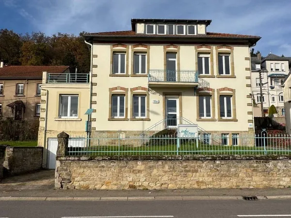 Immeuble 10 pièces 288 m²