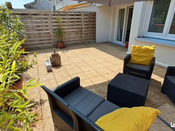 Vieux Blagnac Appartement T2 55 m2, Terrasse 33 m2, direct propriétaire