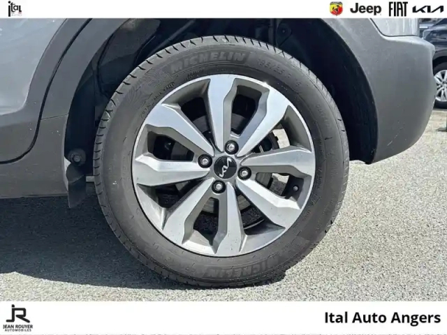 Kia Stonic 1.0 t-gdi 100ch active — photo 11