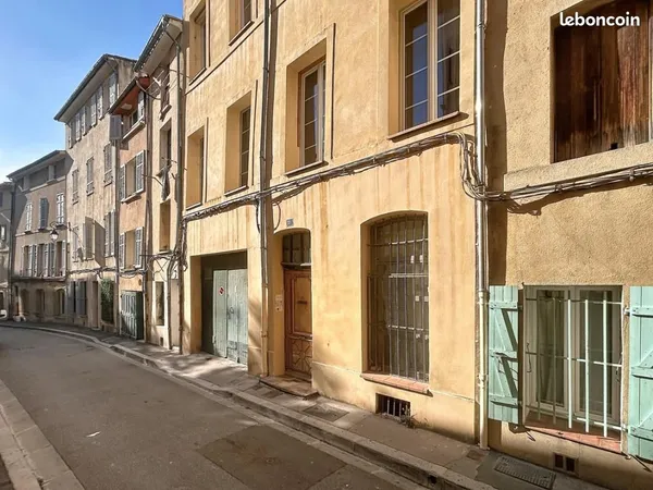 Studio 1 pièce 22 m²