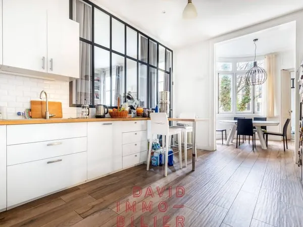 Appartement 6 pièces 177 m²