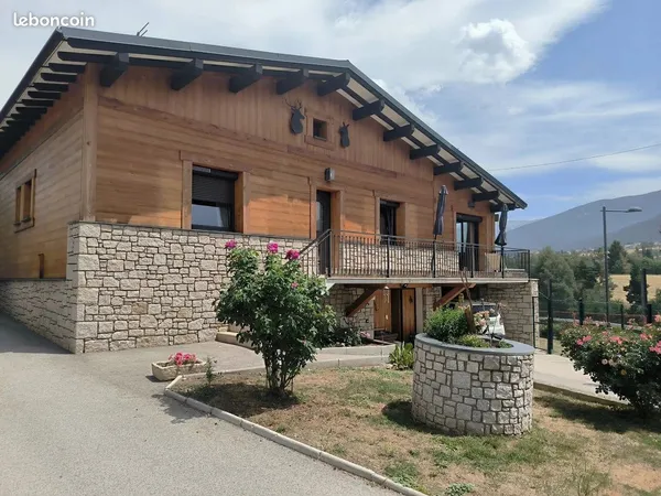 Maison 5 pièces 114 m²