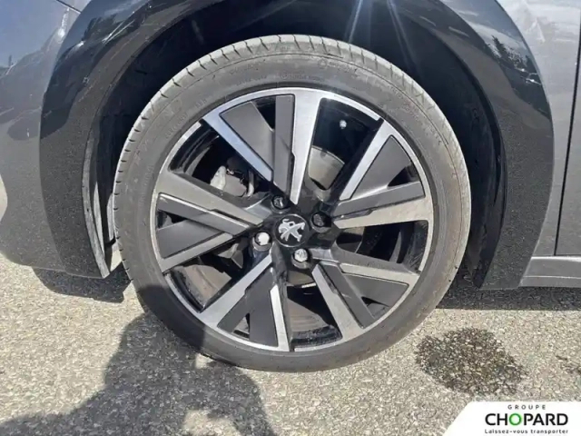 Peugeot 208 puretech 130 s&amp;s eat8 — photo 21