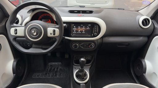 Renault Twingo 1.0 SCe 65 - Equilibre – 2023 – 37024 km – Essence – Boîte Manuelle — photo 20