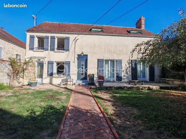 Maison 7 pièces 224 m²