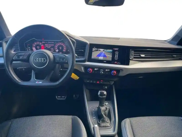 Audi A1 sportback 40 tfsi 207 ch s tronic 7 — photo 11