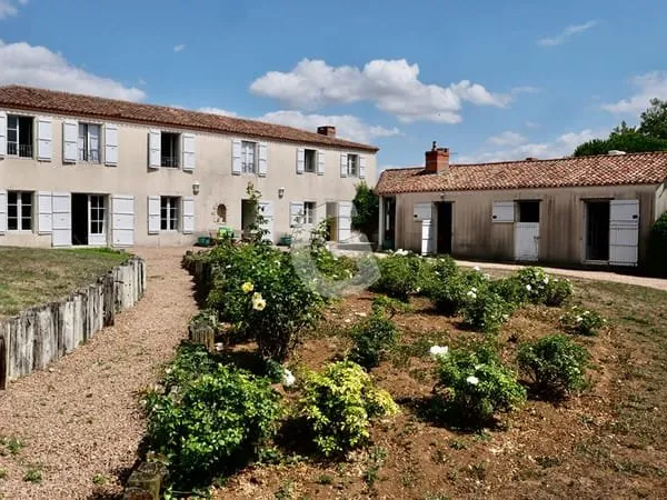 PROPRIÉTÉ- 4 CHAMBRES- 230M²- A VENDRE- ANGLES