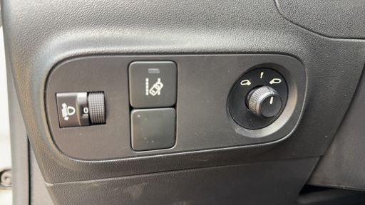 Citroen C3 1.2 PureTech 82 - You – 2022 – 48189 km – Essence – Boîte Manuelle — photo 13