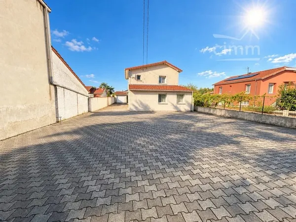 Saint-Rambert-d'Albon - Maison de 121 m² avec 3 chambres, bureau et garage