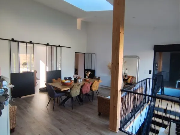 BEAURAINS - MAISON ATYPIQUE DE 175 m² RÉNOVÉE + LOCAL COMMERCIAL INDÉPENDANT - TERRAIN CONSTRUCTIBLE