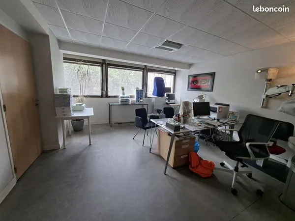 Bureaux 119 m² PERIGUEUX