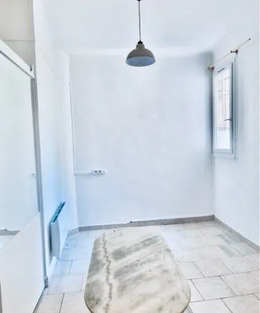 Appartement 1 Pièce 21 M2 Rénové 5 Avenues