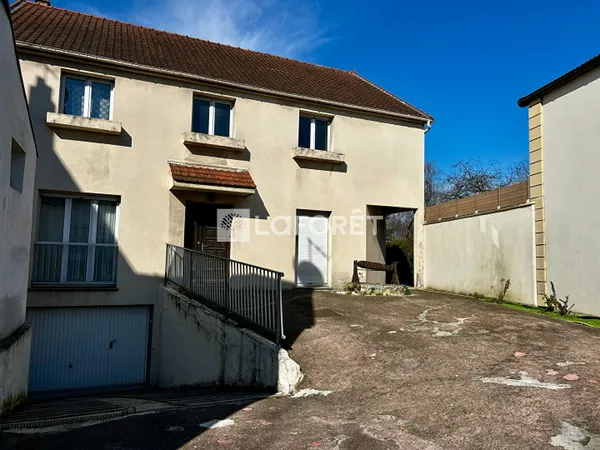 Maison 5 pièces 200 m²
