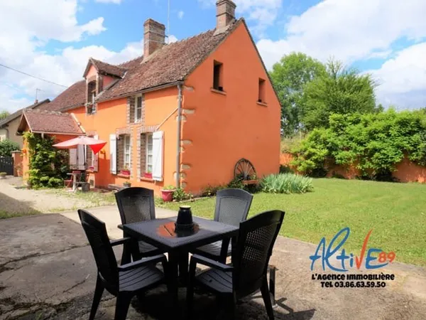 ENSEMBLE DE 2 MAISONS ANCIENNES à la campagne LA CELLE SAINT CYR - 8 pièce(s) - 238.7 m2
