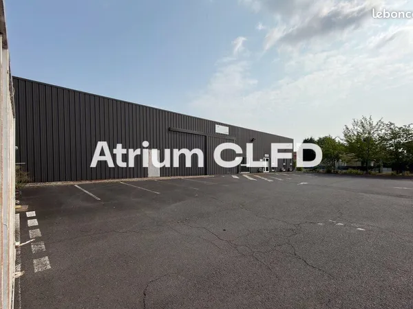LOCAL D'ACTIVITE 443 m² CLERMONT-FERRAND